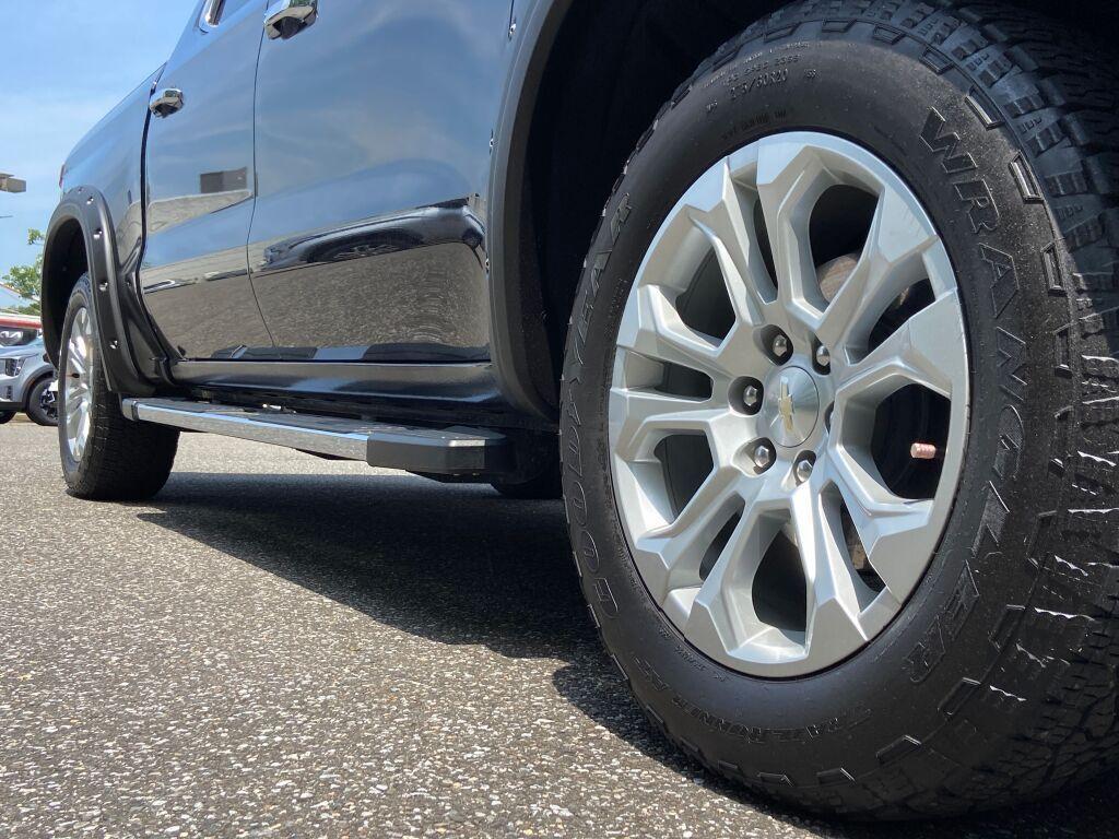 used 2022 Chevrolet Silverado 1500 car, priced at $45,991