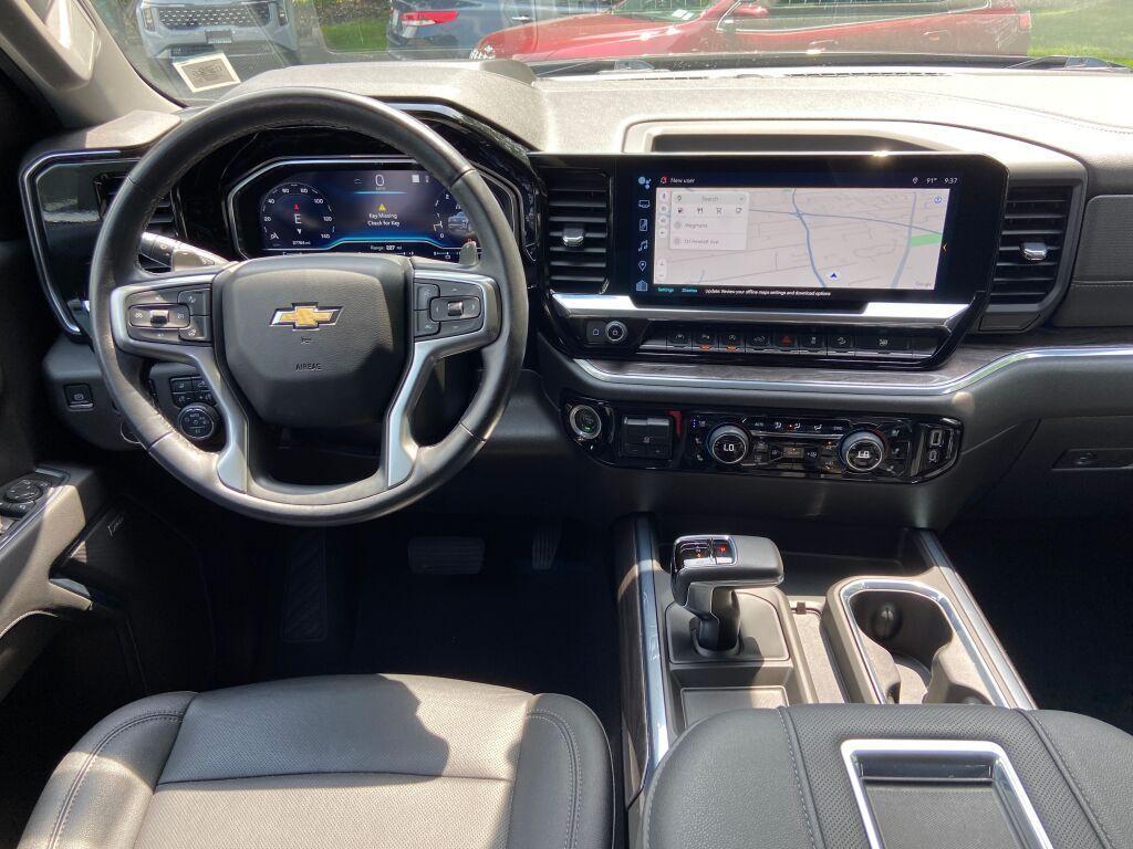 used 2022 Chevrolet Silverado 1500 car, priced at $45,991