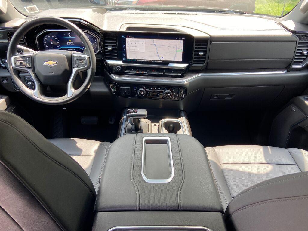 used 2022 Chevrolet Silverado 1500 car, priced at $45,991