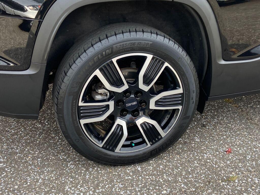 used 2021 GMC Acadia car, priced at $23,995