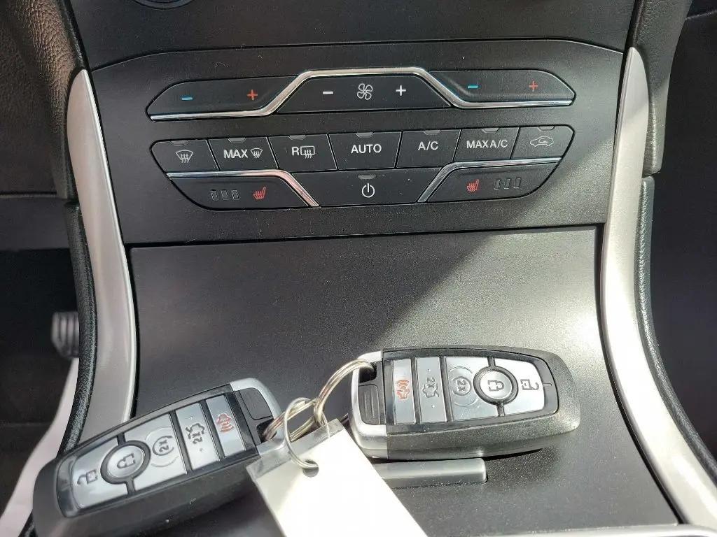 used 2019 Ford Edge car, priced at $16,495