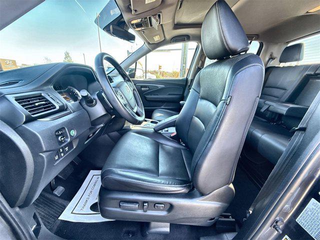 used 2023 Honda Ridgeline car, priced at $29,000