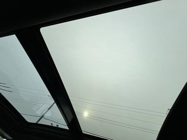 used 2022 Cadillac XT5 car, priced at $27,000