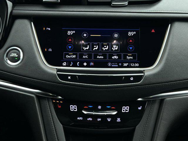 used 2022 Cadillac XT5 car, priced at $27,000