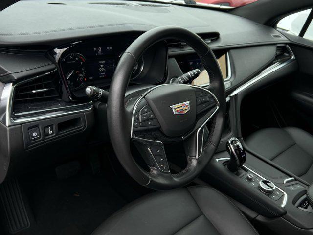 used 2022 Cadillac XT5 car, priced at $27,000