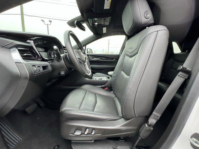 used 2022 Cadillac XT5 car, priced at $27,000