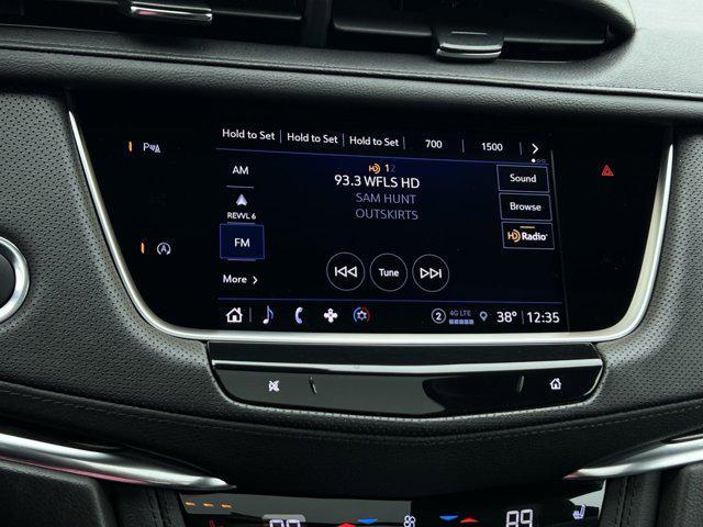 used 2022 Cadillac XT5 car, priced at $27,000