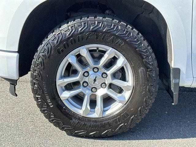 used 2022 Chevrolet Silverado 1500 car, priced at $31,000