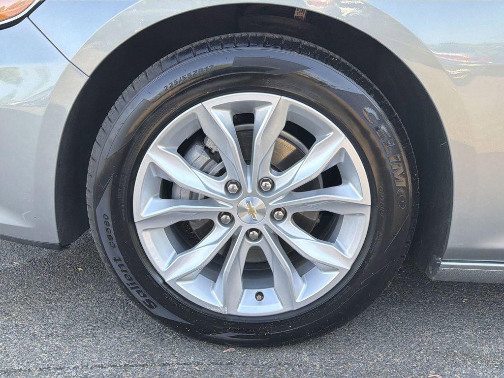 used 2024 Chevrolet Malibu car, priced at $16,995