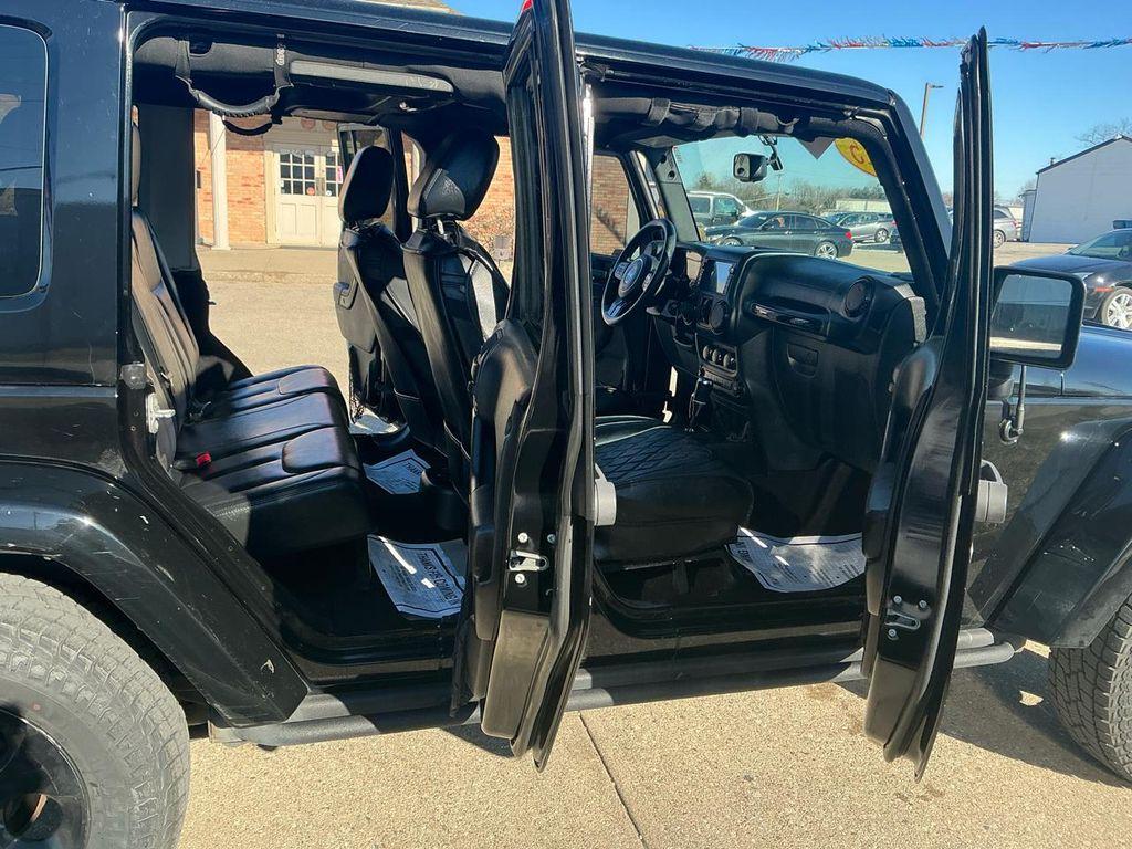 used 2015 Jeep Wrangler Unlimited car, priced at $15,900