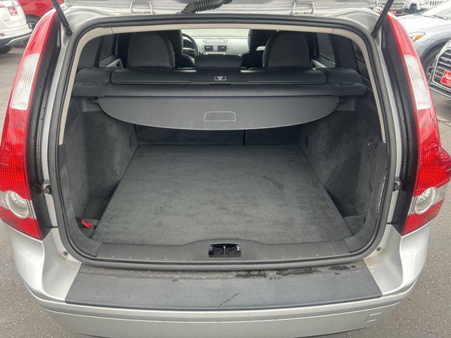 used 2006 Volvo V50 car, priced at $9,500