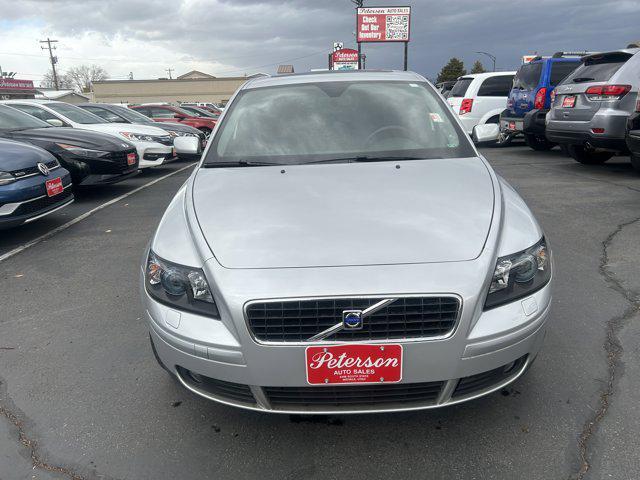 used 2006 Volvo V50 car, priced at $9,500