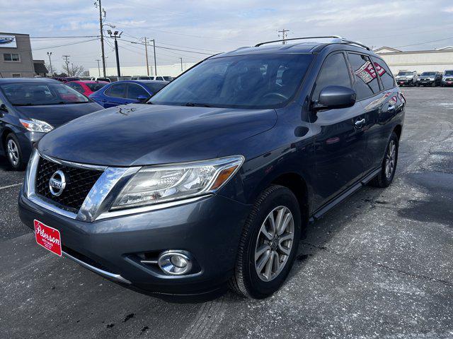 used 2014 Nissan Pathfinder car, priced at $8,900