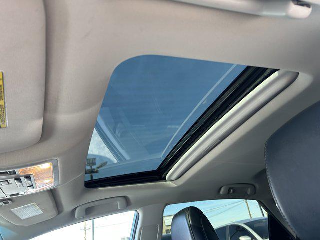 used 2013 Toyota Avalon Hybrid car, priced at $15,900