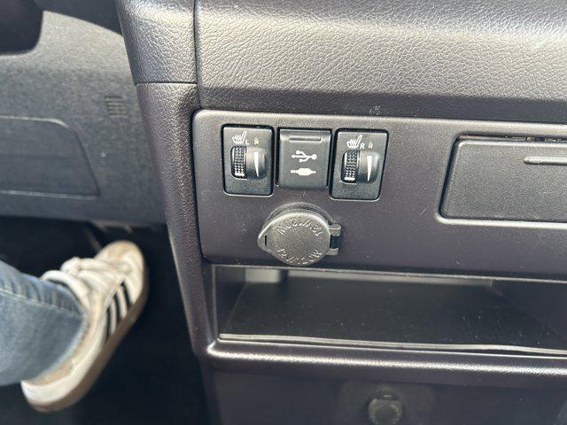 used 2018 Toyota Sienna car, priced at $25,900