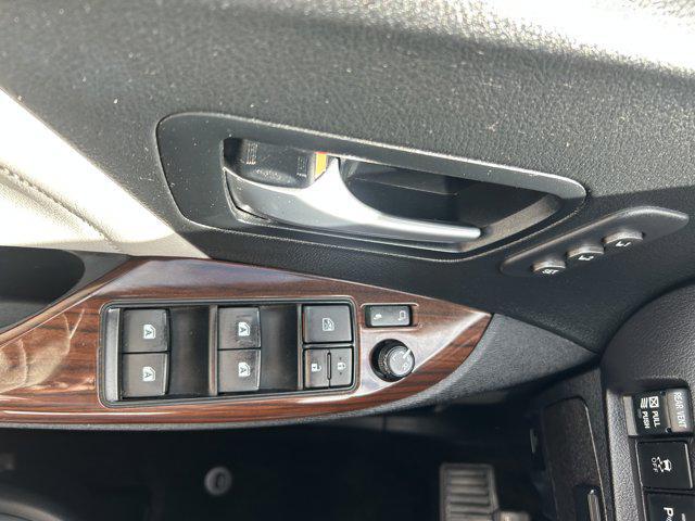 used 2018 Toyota Sienna car, priced at $25,900