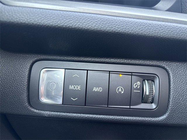 new 2026 Chevrolet Traverse car, priced at $44,845