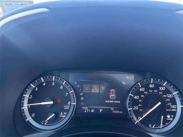 used 2021 Toyota Highlander car, priced at $27,892