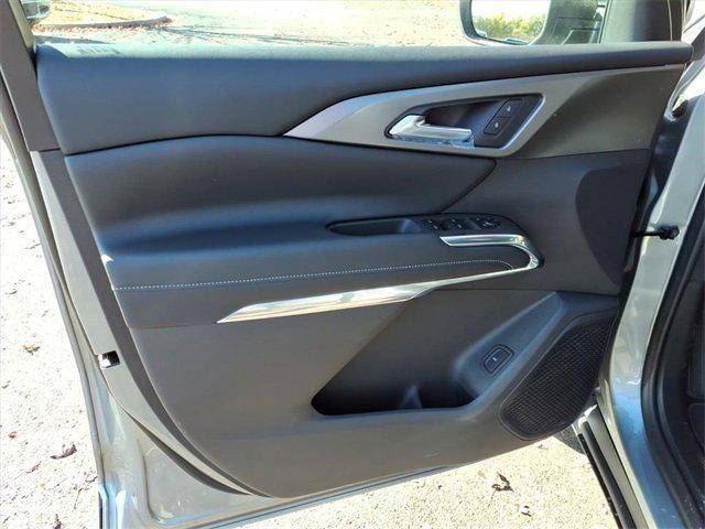 new 2026 Chevrolet Traverse car, priced at $45,420