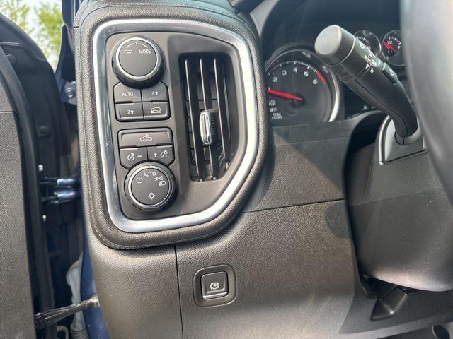 used 2022 Chevrolet Silverado 1500 car, priced at $27,999