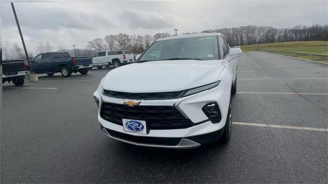 new 2025 Chevrolet Blazer car, priced at $34,190