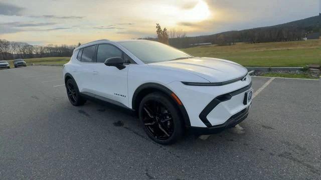 new 2026 Chevrolet Equinox EV car, priced at $34,915