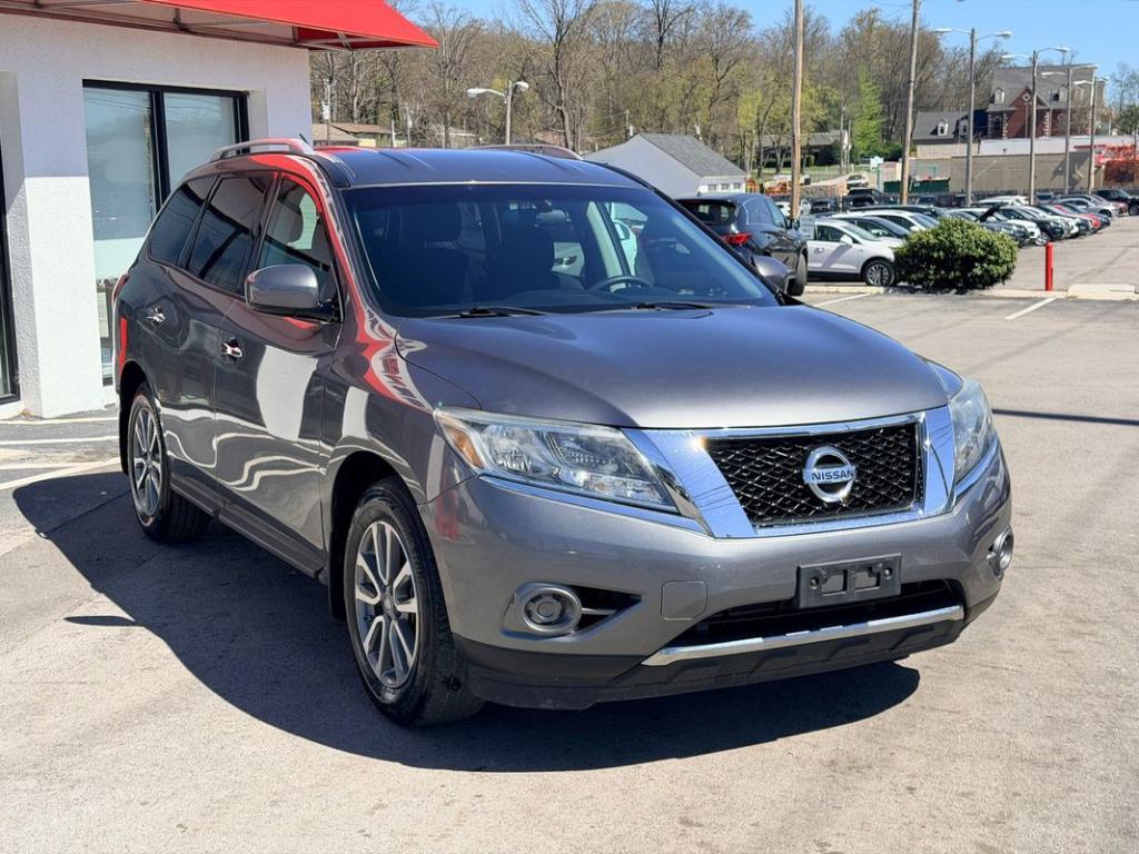 used 2016 Nissan Pathfinder car, priced at $13,499