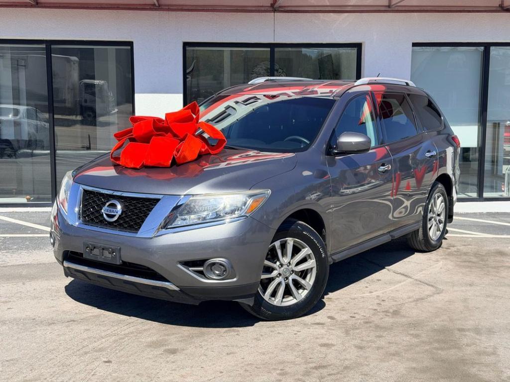 used 2016 Nissan Pathfinder car, priced at $13,499