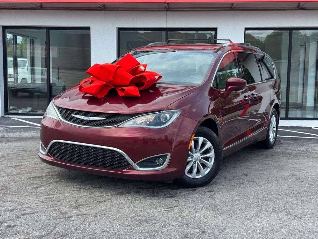 used 2018 Chrysler Pacifica car, priced at $10,999