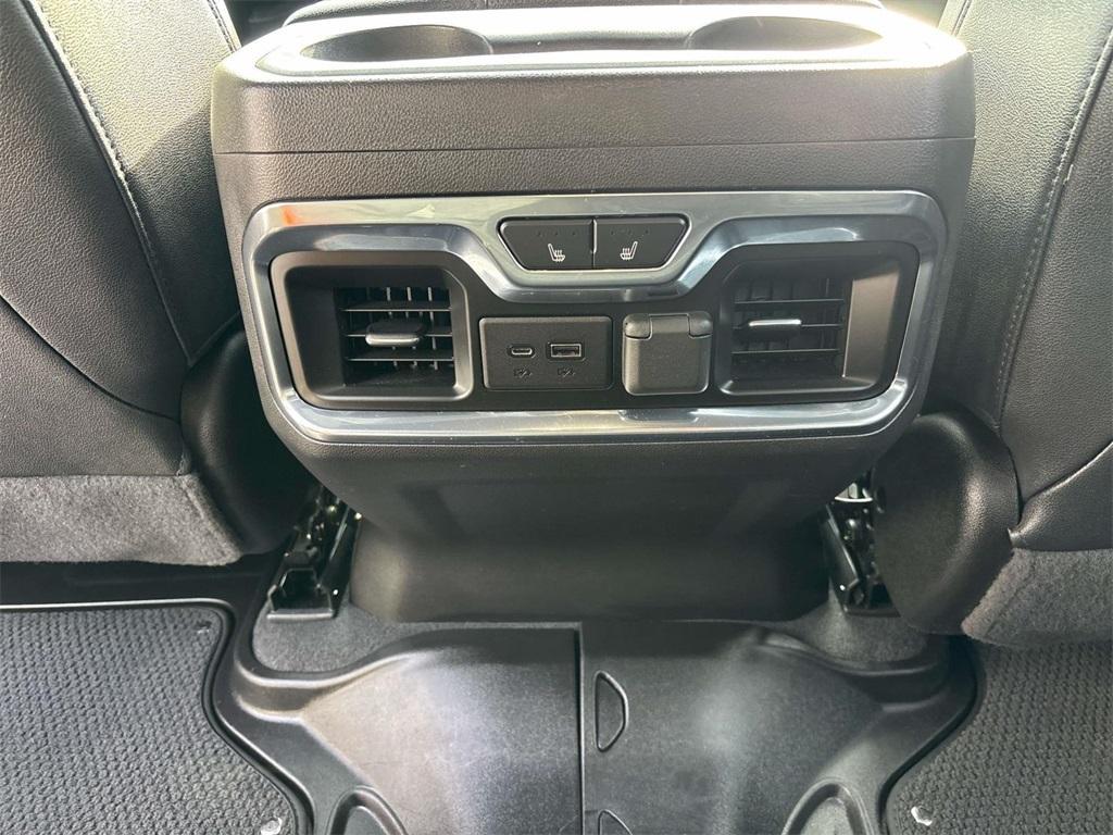 used 2021 GMC Sierra 1500 car, priced at $38,700