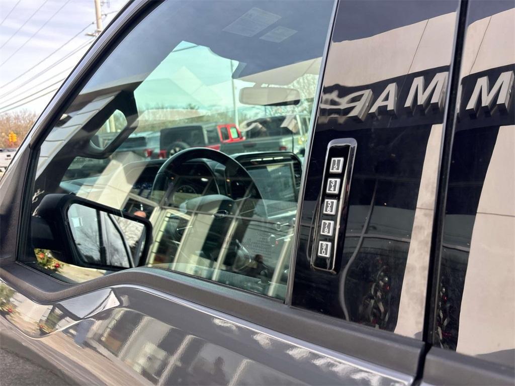 used 2021 Ford F-150 car, priced at $35,000