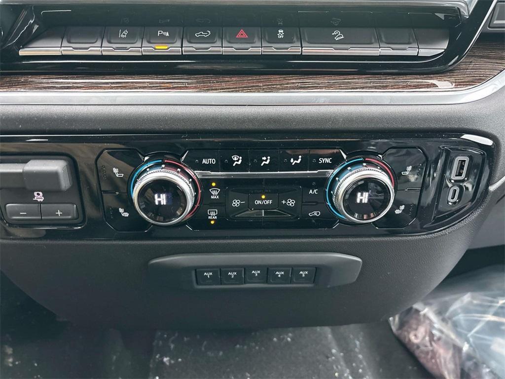 new 2026 GMC Sierra 2500 car, priced at $65,915