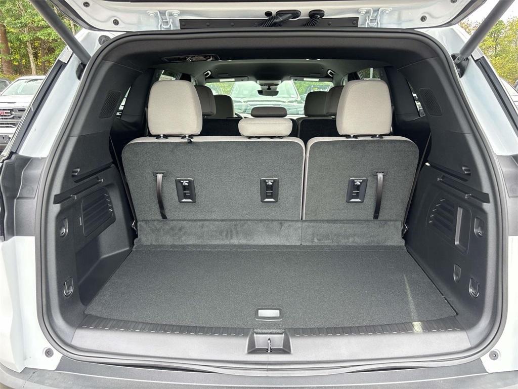 new 2026 GMC Acadia car, priced at $45,595