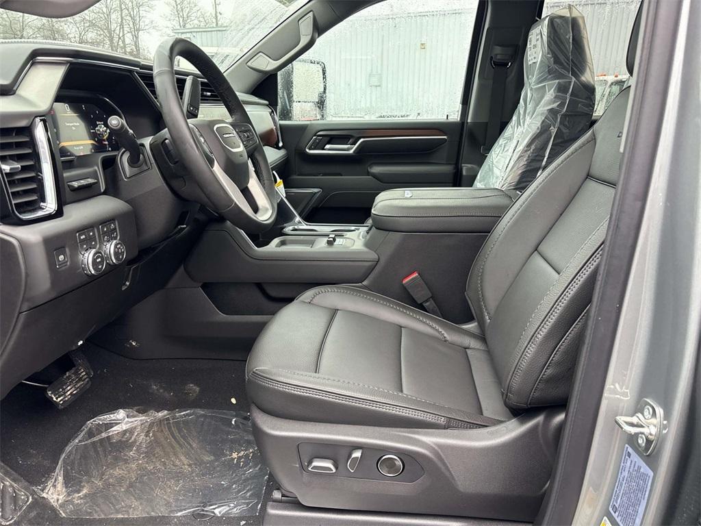 new 2026 GMC Sierra 2500 car, priced at $77,634