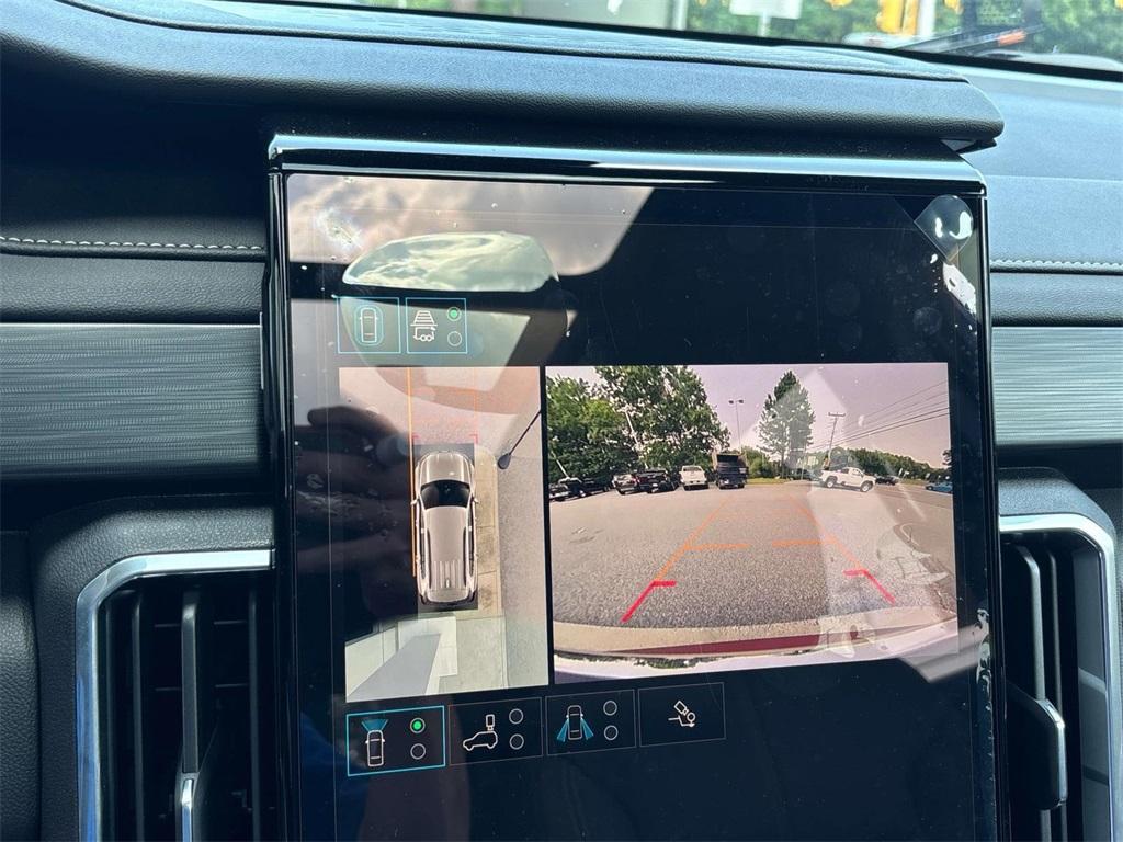 new 2025 GMC Acadia car, priced at $50,425