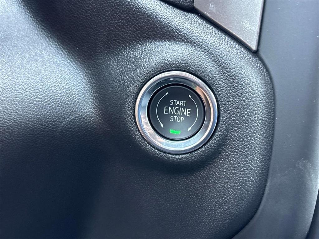 new 2025 GMC Sierra 1500 car, priced at $41,375