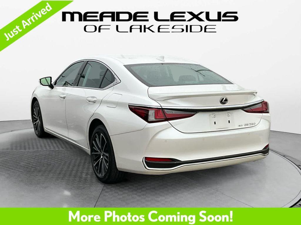 used 2022 Lexus ES 250 car, priced at $32,998