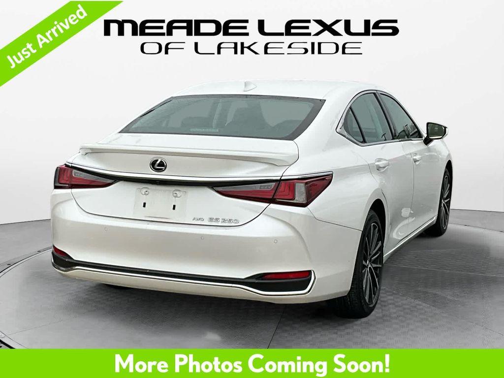 used 2022 Lexus ES 250 car, priced at $32,998