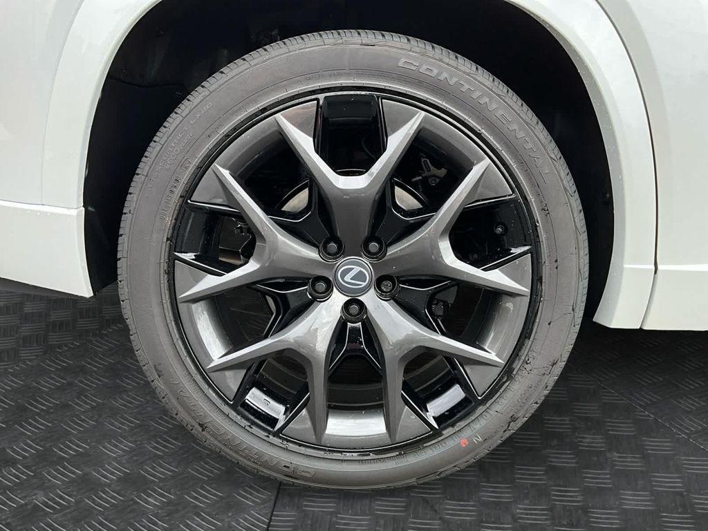 new 2026 Lexus TX 500h car, priced at $76,418