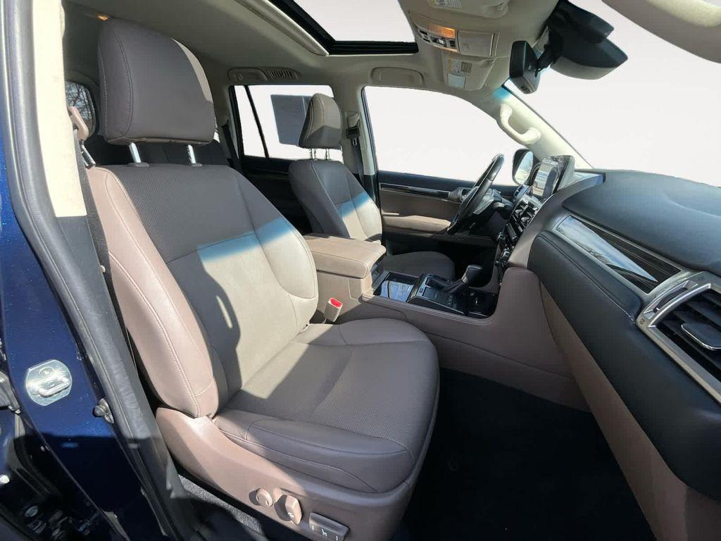 used 2023 Lexus GX 460 car, priced at $52,998