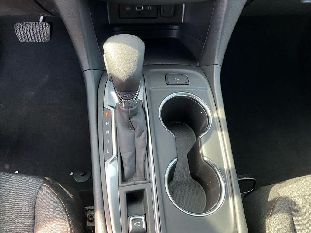 used 2022 Chevrolet Equinox car, priced at $18,698
