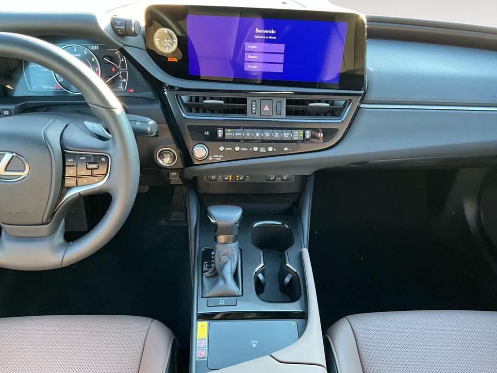 used 2024 Lexus ES 350 car, priced at $39,998