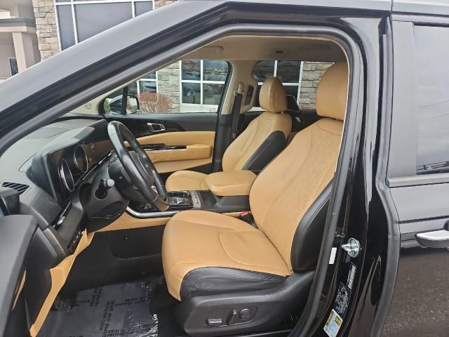 used 2022 Kia Carnival car, priced at $22,995