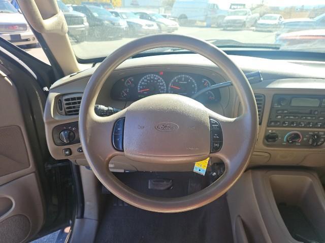 used 2001 Ford Expedition car, priced at $1,377