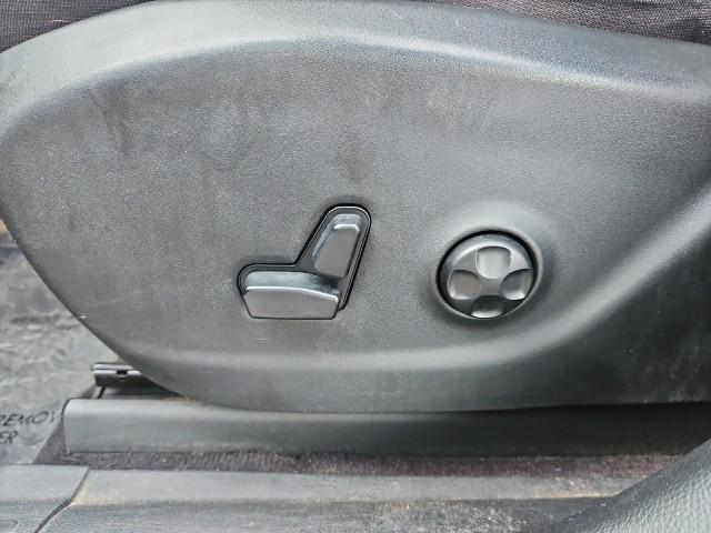 used 2017 Jeep Cherokee car, priced at $4,377