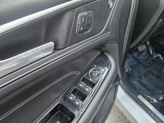 used 2019 Ford Edge car, priced at $16,995