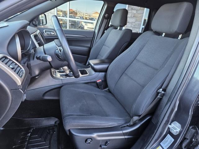 used 2016 Jeep Grand Cherokee car, priced at $15,995