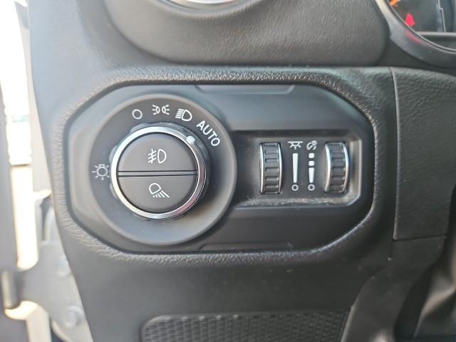 used 2022 Jeep Gladiator car, priced at $29,996