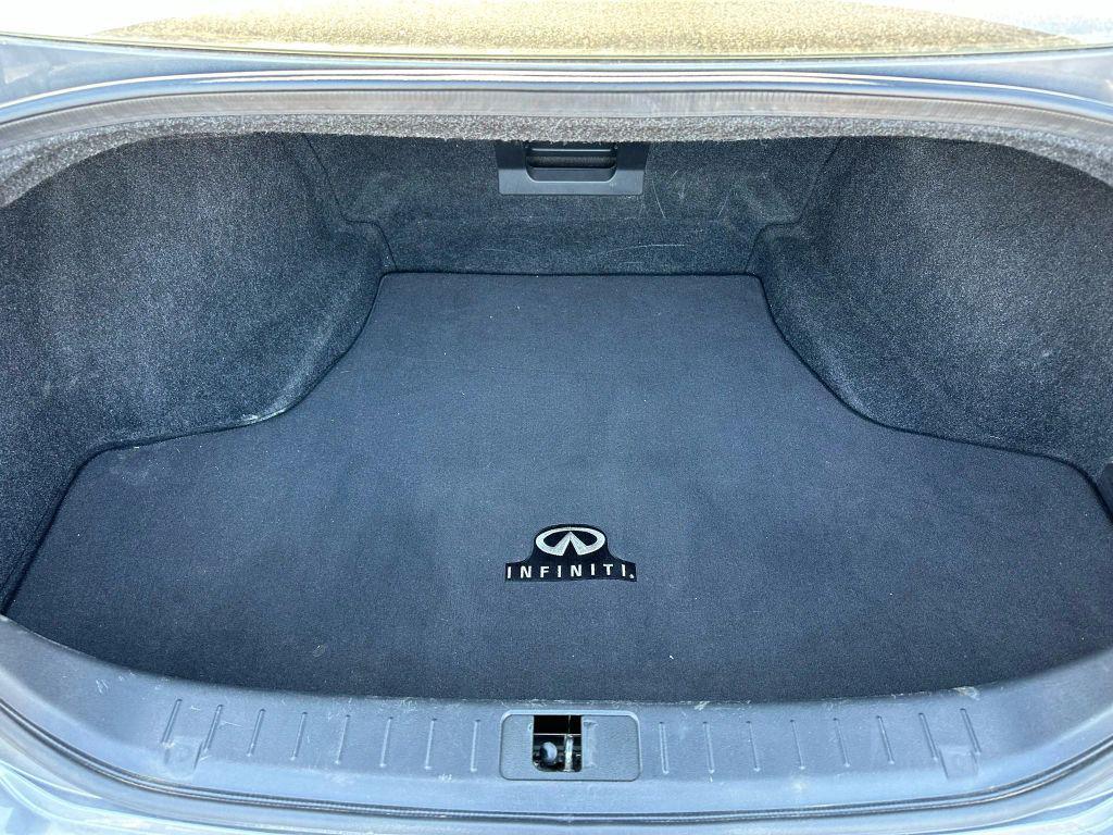 used 2017 INFINITI Q70 car, priced at $14,400