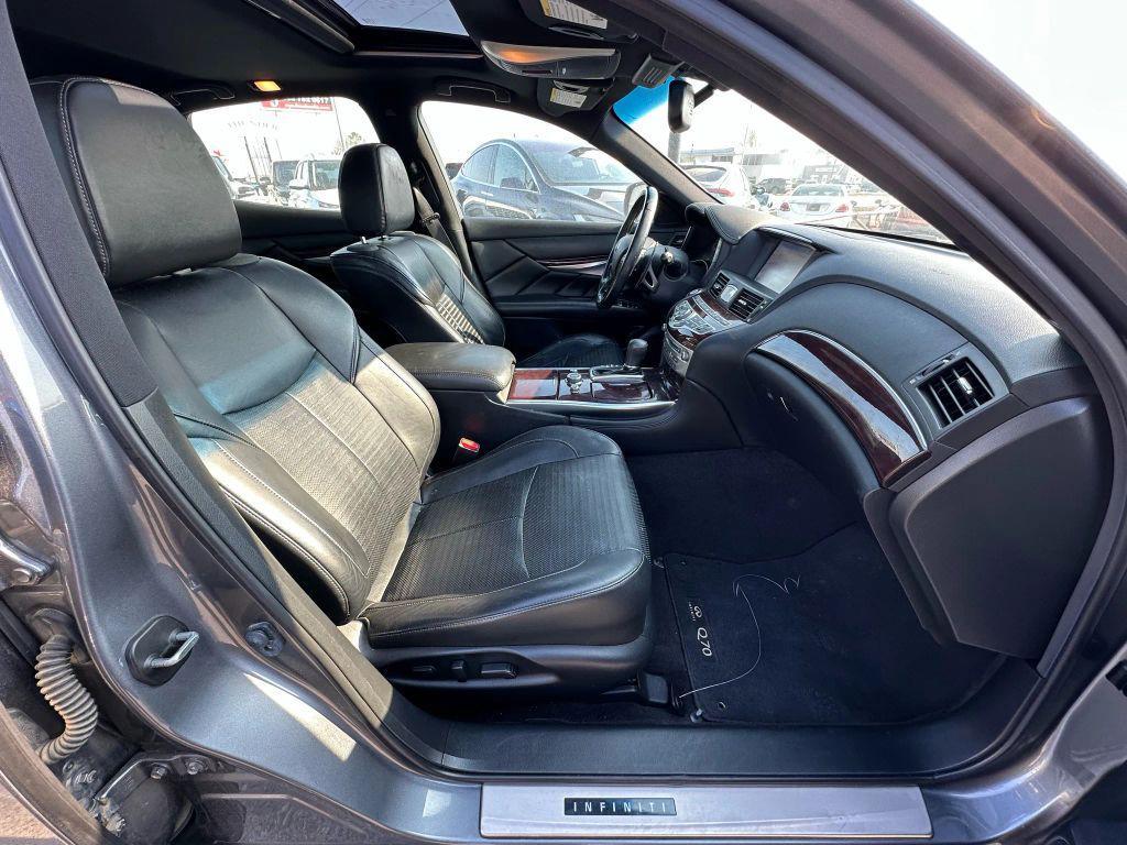 used 2017 INFINITI Q70 car, priced at $14,400